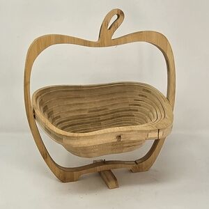 Bonnie & Pop collapsible wooden apple shape fruit basket trivet kitchen ware